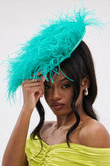 ULTIMATE VIBES OSTRICH FEATHER HAT