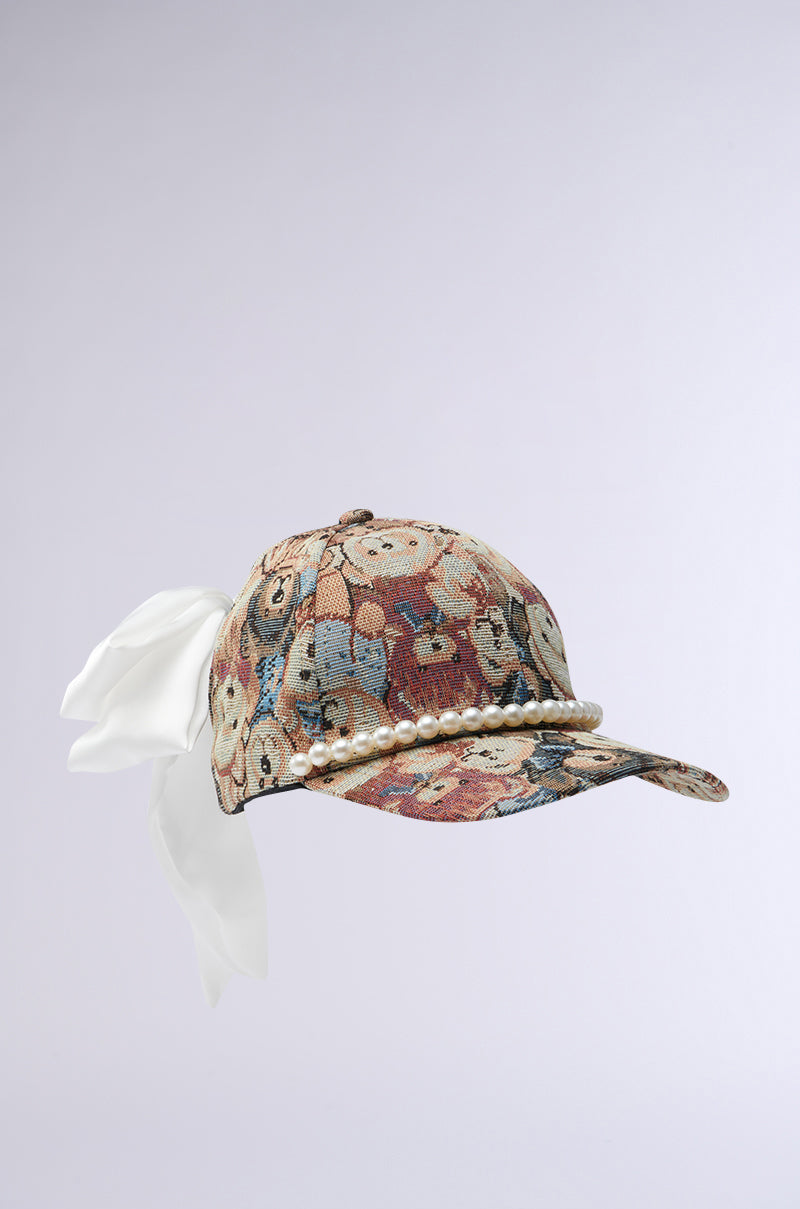 BEARY NICE BOW HAT